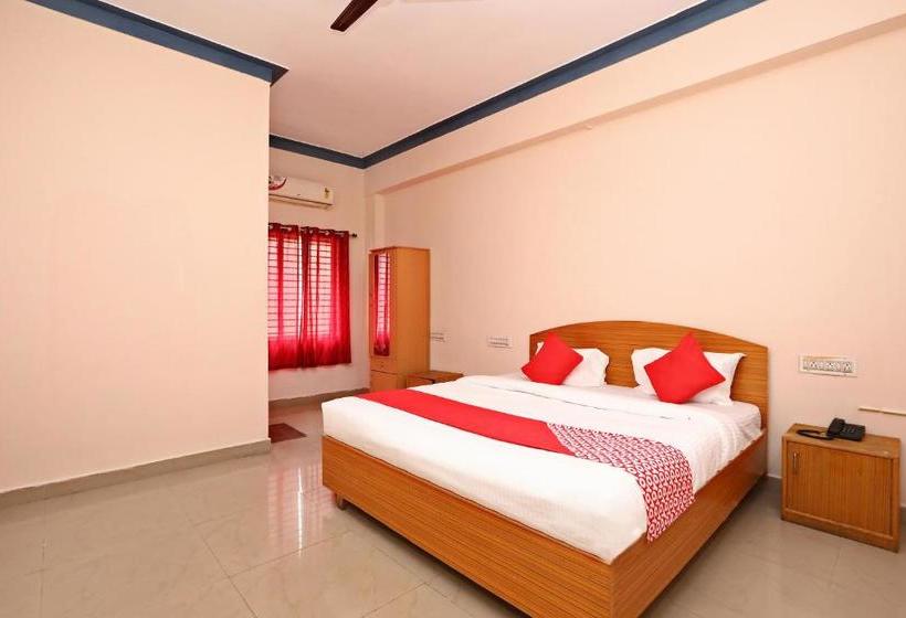 Hôtel Oyo 24210 Yashas Residency