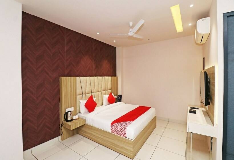 فندق Oyo 26833 Cabana