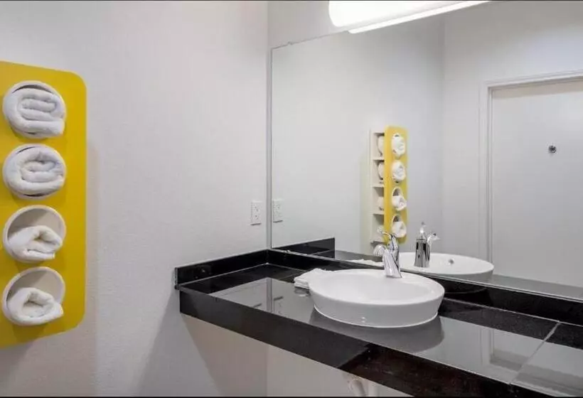 Motel 6channelview, Tx