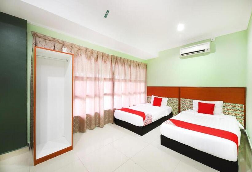 Oyo 720 Corridor Hotel 2