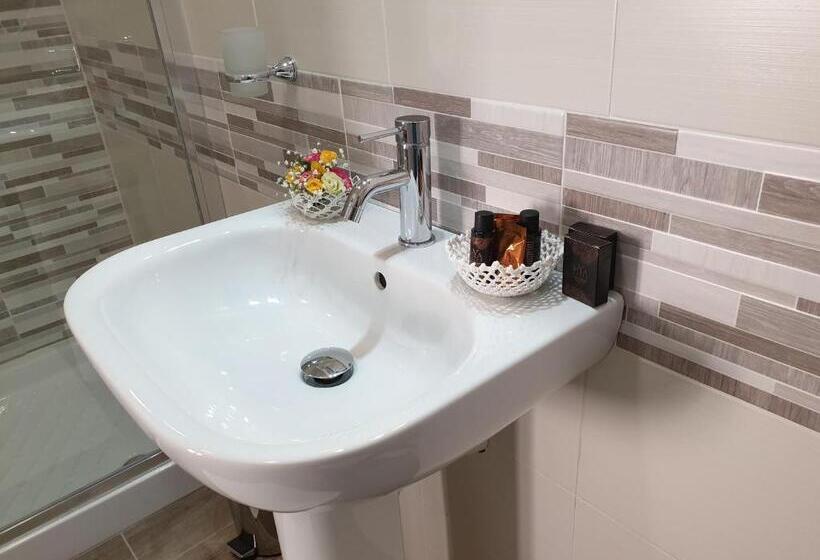 פנסיון Giò Rooms