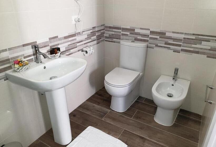 פנסיון Giò Rooms