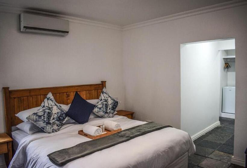 פנסיון Santorini Guesthouse