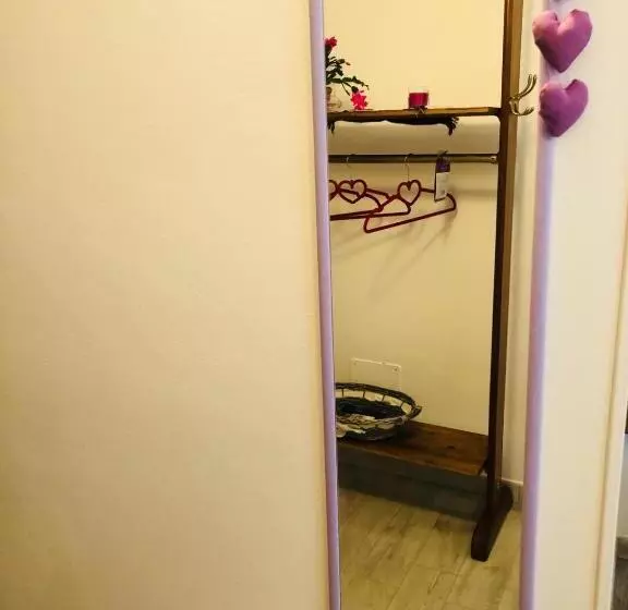 تختخواب و صبحانه La Casetta Di Giuci