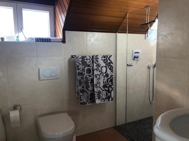 تختخواب و صبحانه La Maison Des Copains