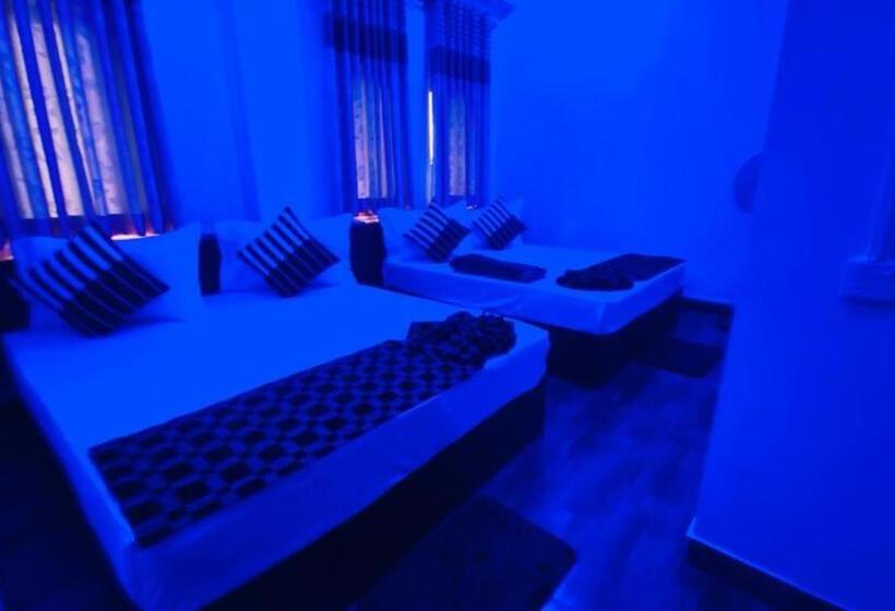 Aloft Grand Hotel Ella