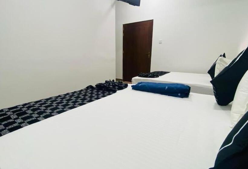 Aloft Grand Hotel Ella