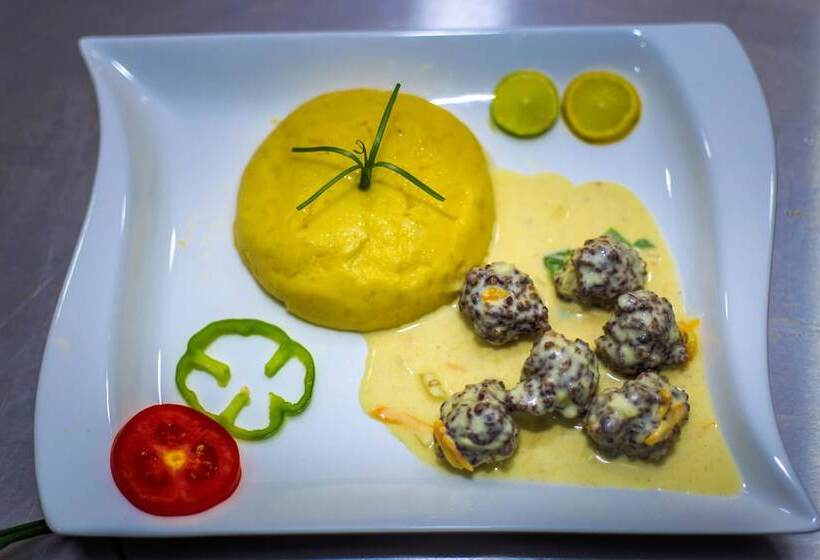 Joygate Hotel & Suites