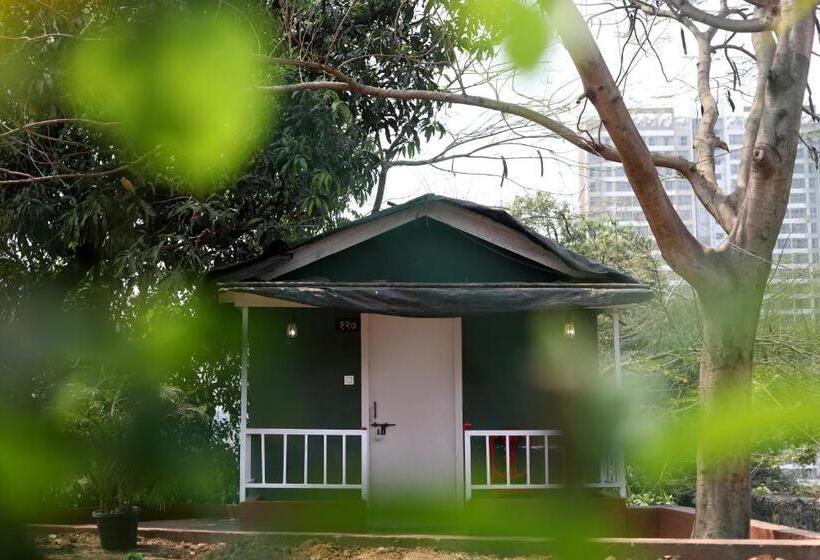 هتل Pali Village Resort