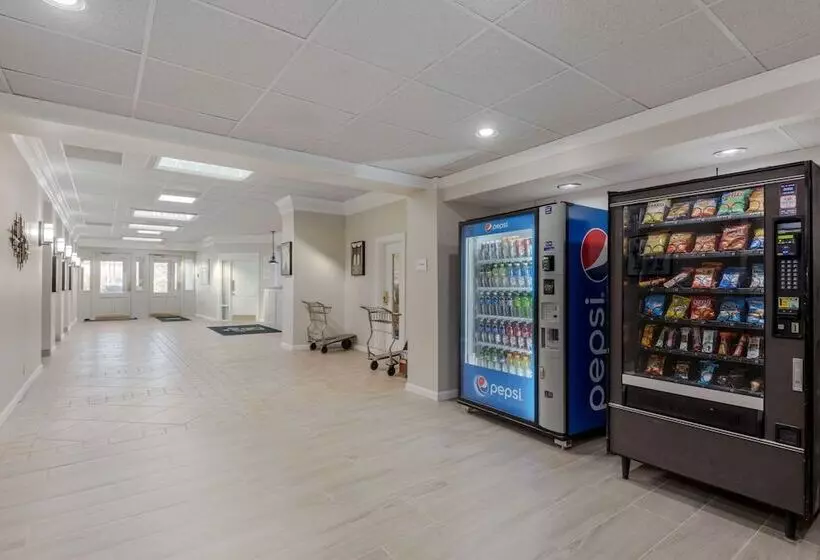 Hotelli Quality Inn & Suites New Hartford   Utica