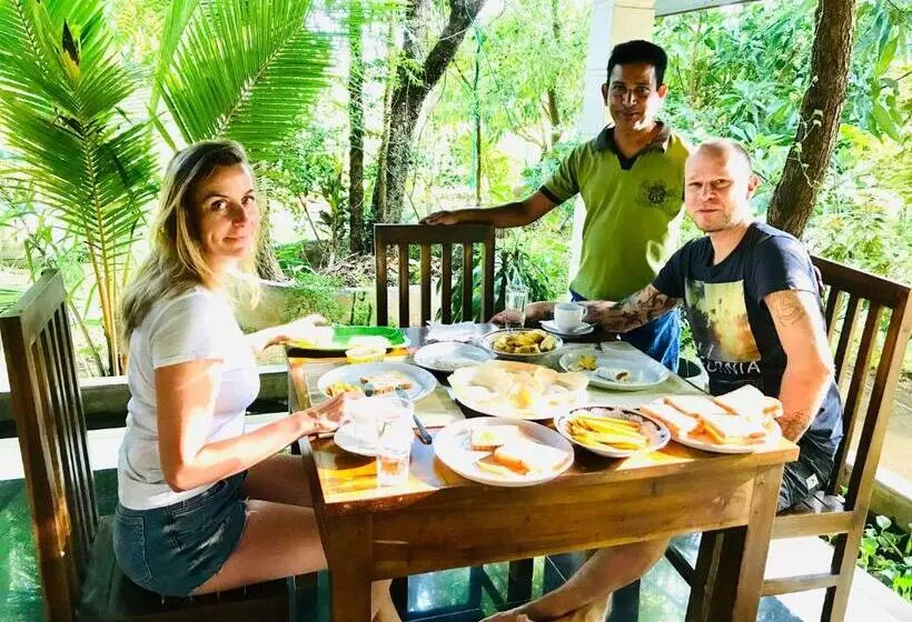 هتل Bangalawa Resort