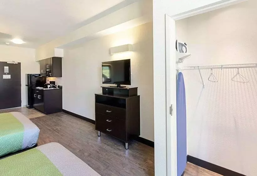 ホテル Studio 6 Austin Airport