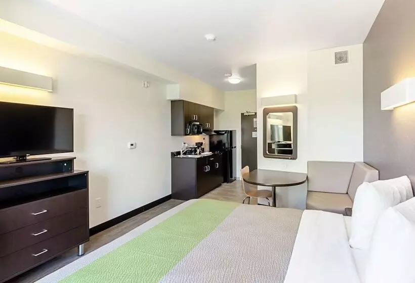 ホテル Studio 6 Austin Airport