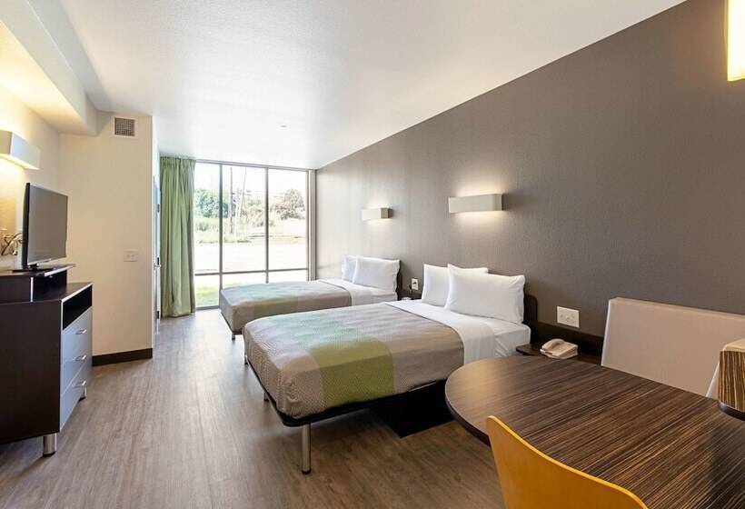 Отель Studio 6 Austin Airport