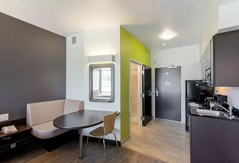 ホテル Studio 6 Austin Airport