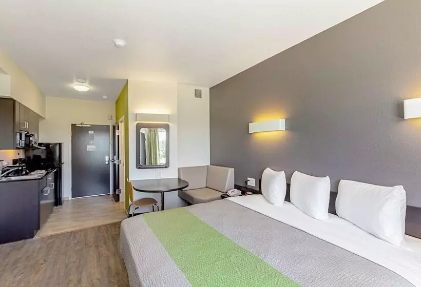 ホテル Studio 6 Austin Airport