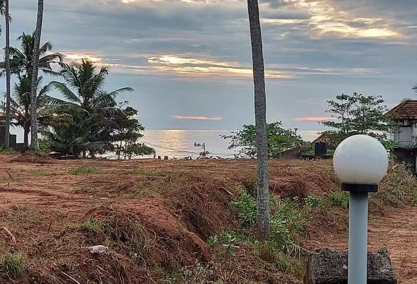 Lomakeskus Sherly Cottages