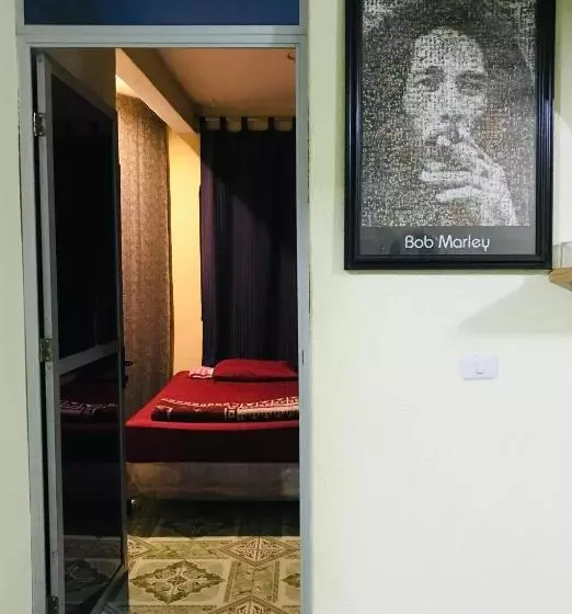 هاستل Mandala’s Hostal