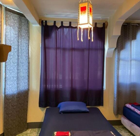 هاستل Mandala’s Hostal