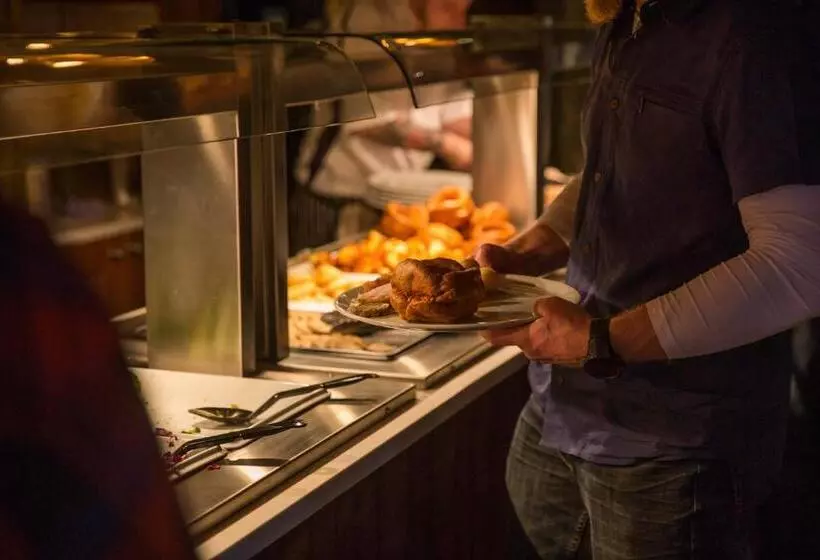 ホテル The Amble Inn   The Inn Collection Group