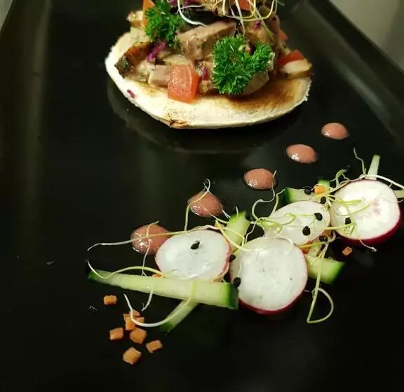 Hotelli La Boule D'or