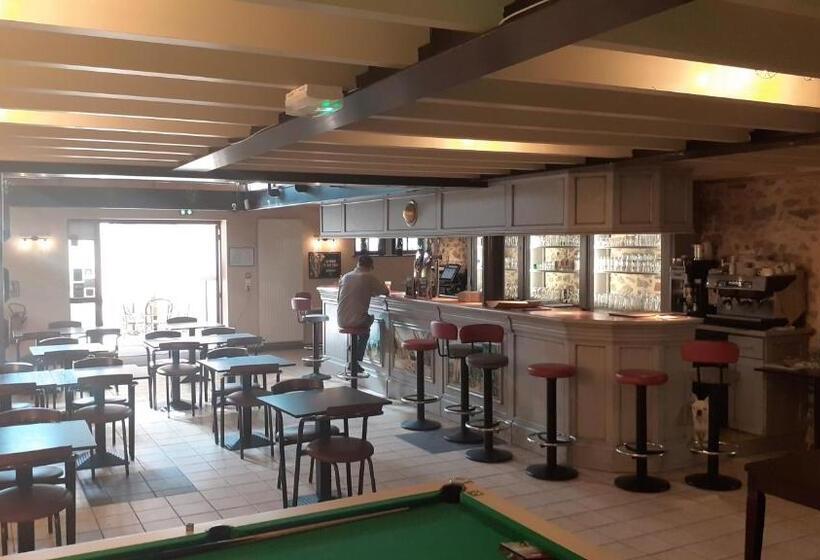 ホテル La Boule D'or