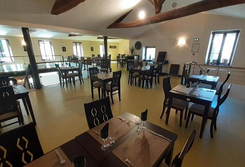 ホテル La Boule D'or