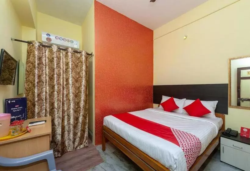 ホテル Oyo 24898 Senthur Murugan Residency