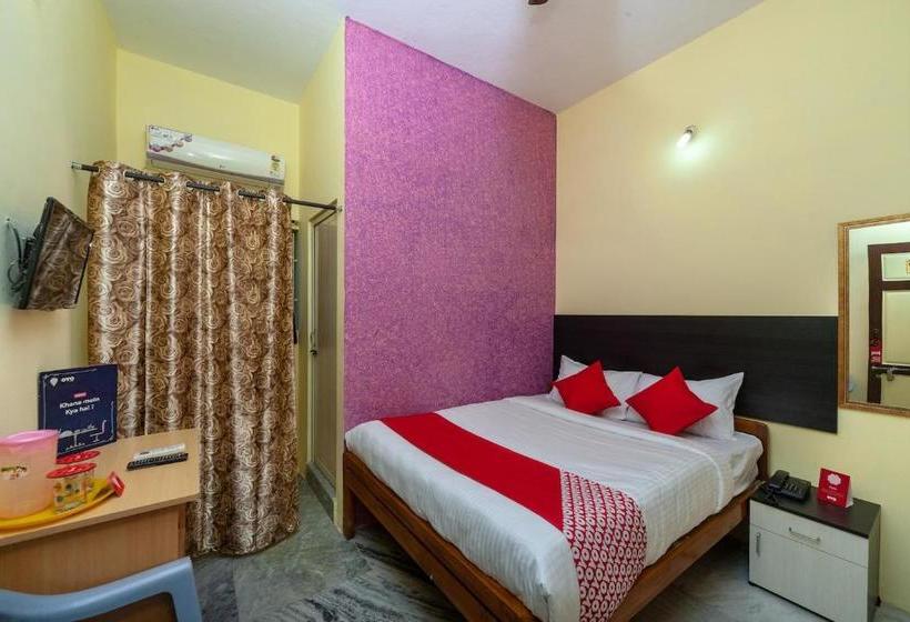 Hotel Oyo 24898 Senthur Murugan Residency