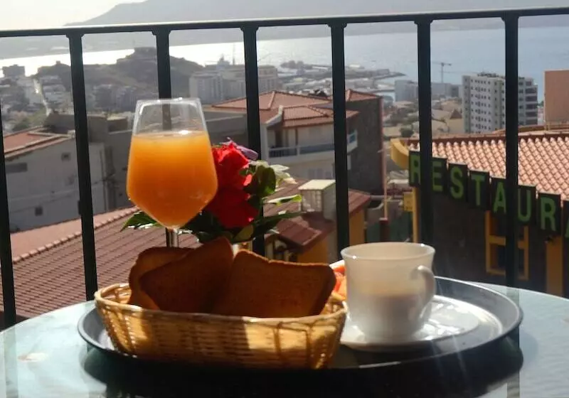 هتل Pombas Brancas Resort