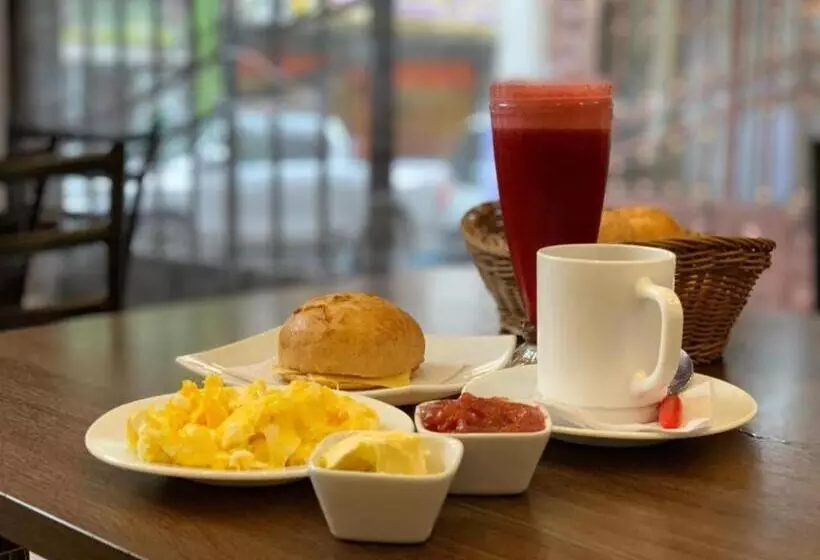 ホテル San Rafael