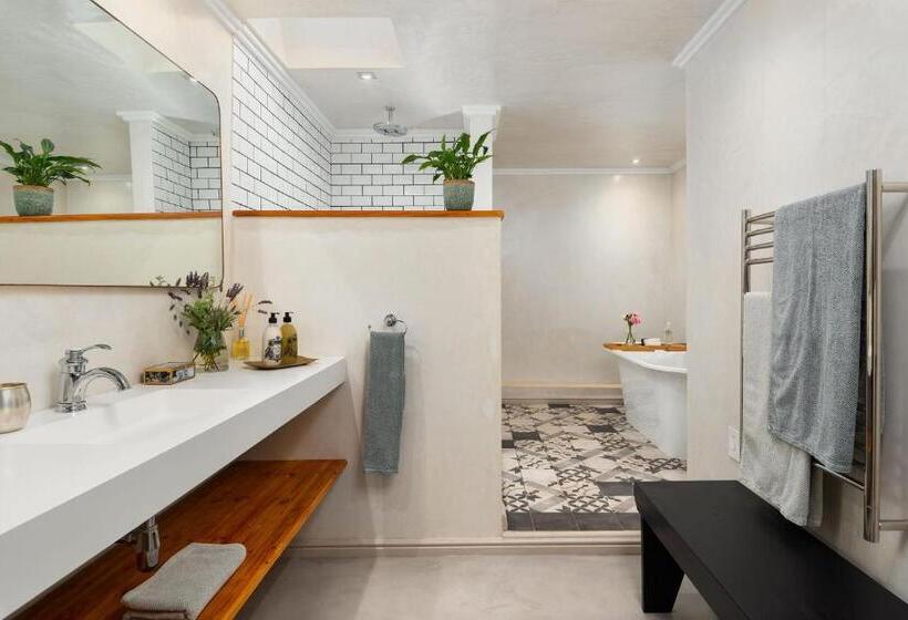 膳宿费 De Zeven Guest Lodge