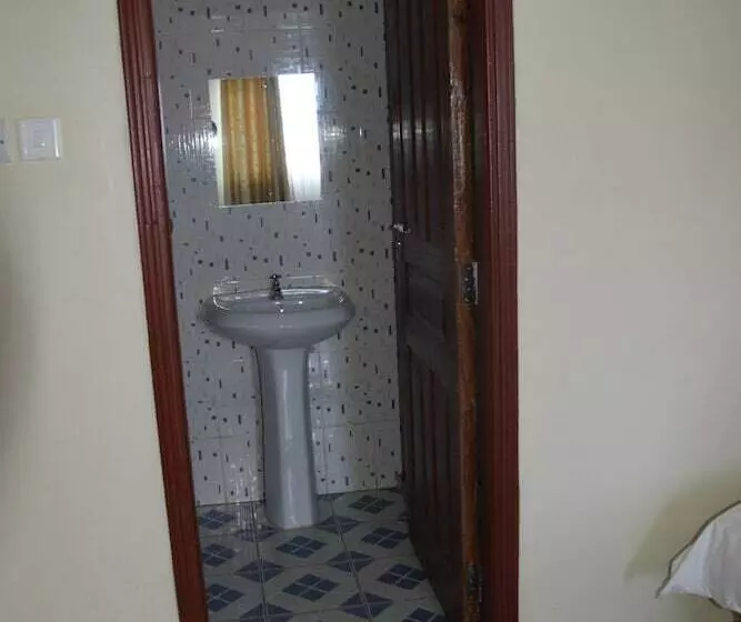 Quinten Hotel Kisumu