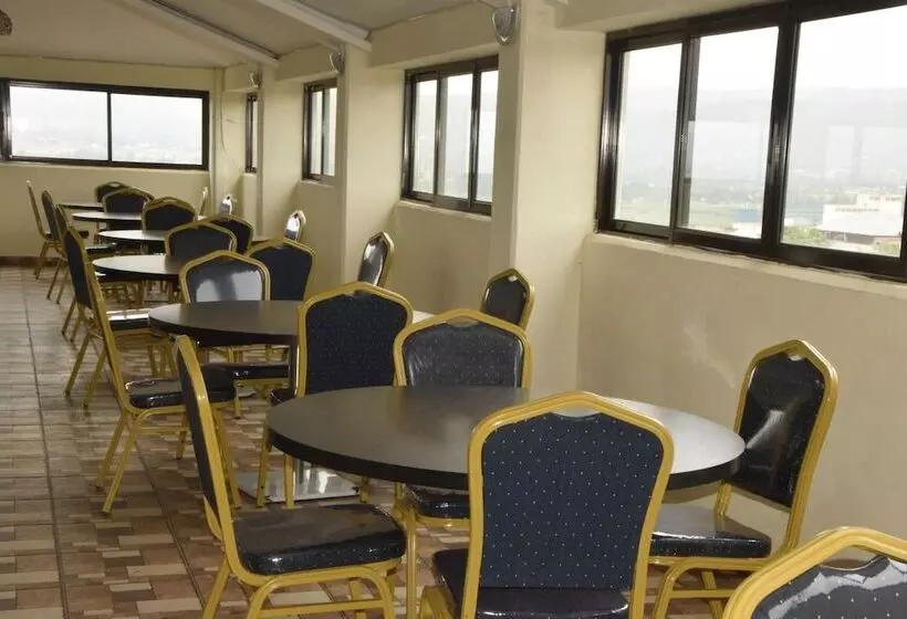 Quinten Hotel Kisumu