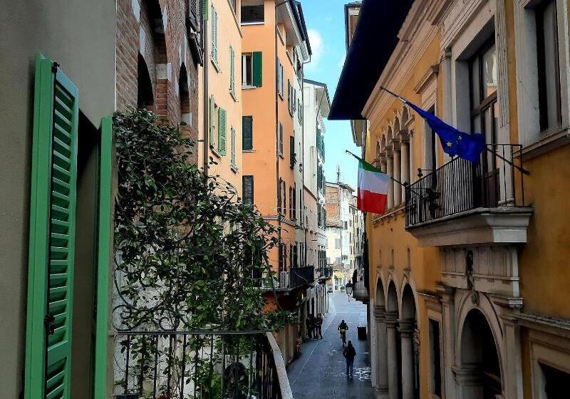 هاستل Locanda Delle Mercanzie