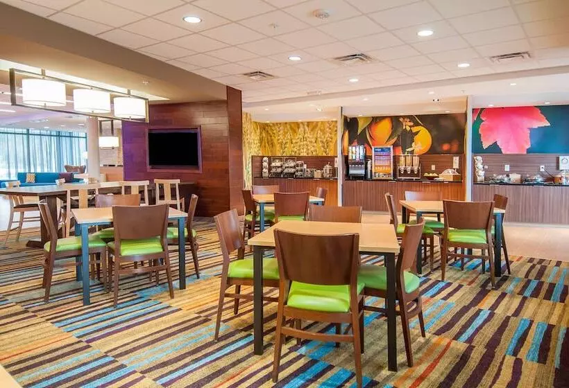 Hotelli Fairfield Inn & Suites By Marriott Laplace