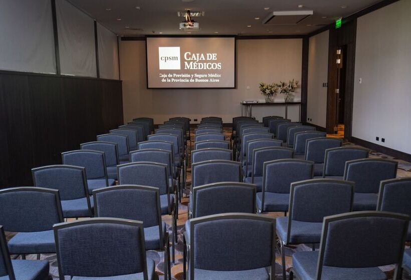 ホテル Grand Brizo La Plata