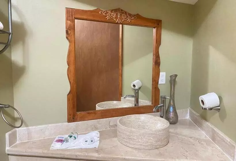 Hotelli Restaurante Tequila