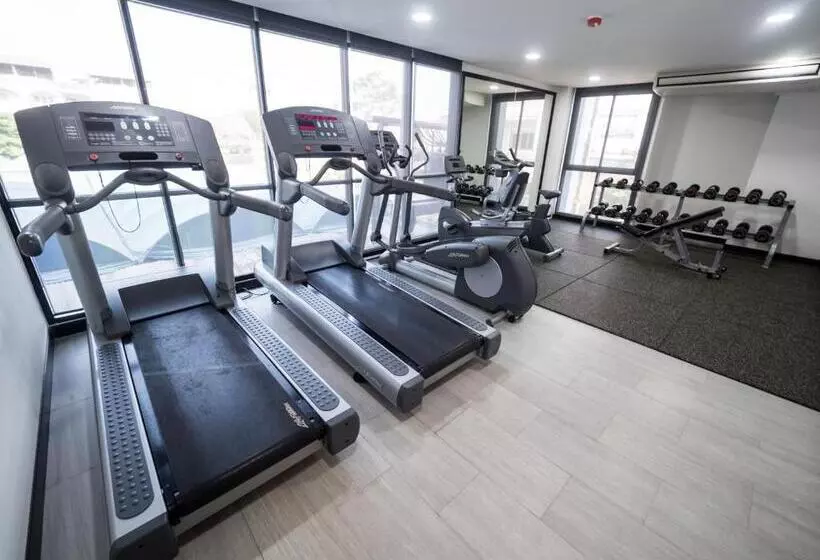 هتل Tassana Place