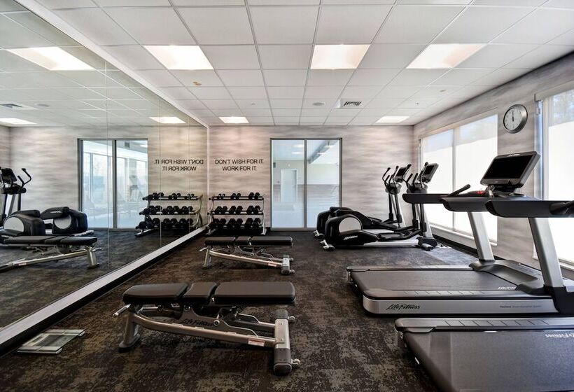 فندق Fairfield Inn & Suites By Marriott Plymouth