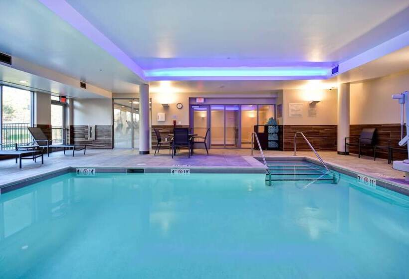 فندق Fairfield Inn & Suites By Marriott Plymouth