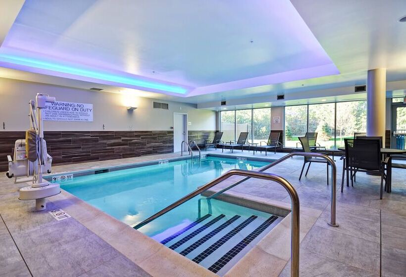 فندق Fairfield Inn & Suites By Marriott Plymouth