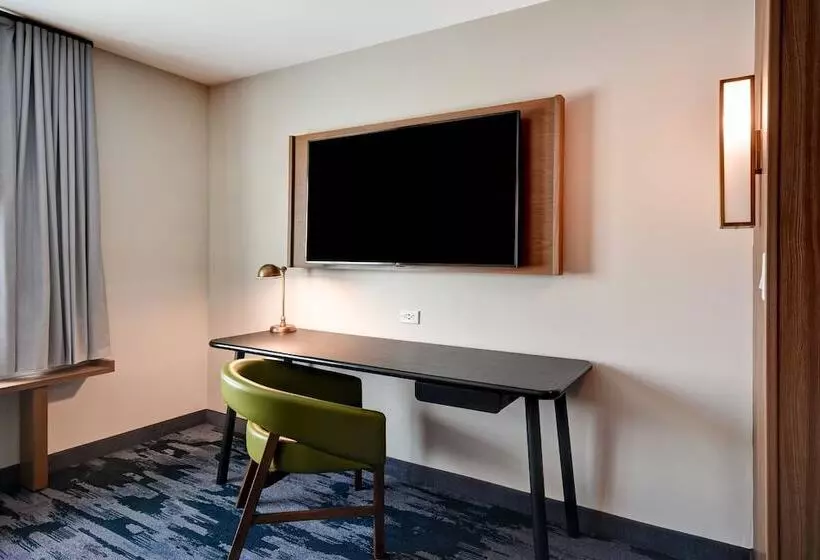 ホテル Fairfield Inn & Suites By Marriott Plymouth