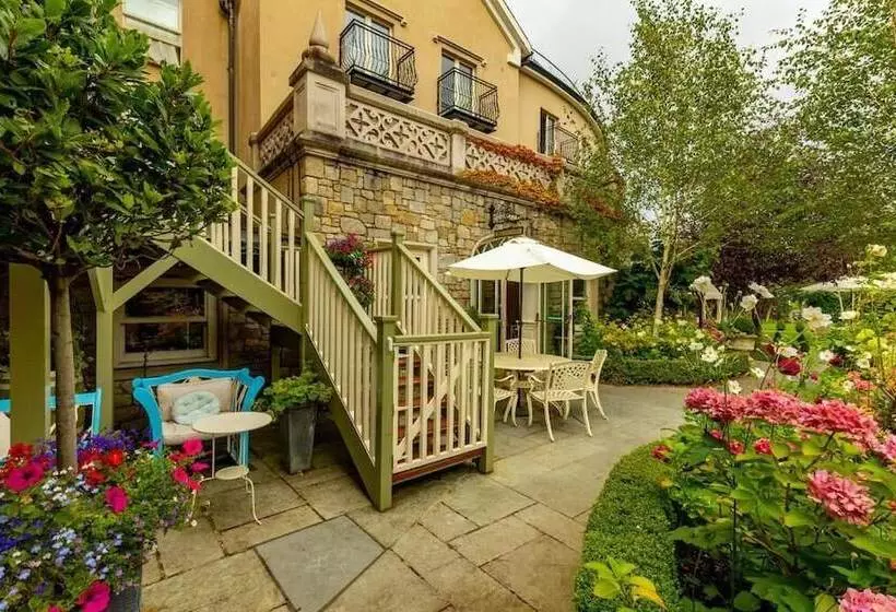 ホテル Step House