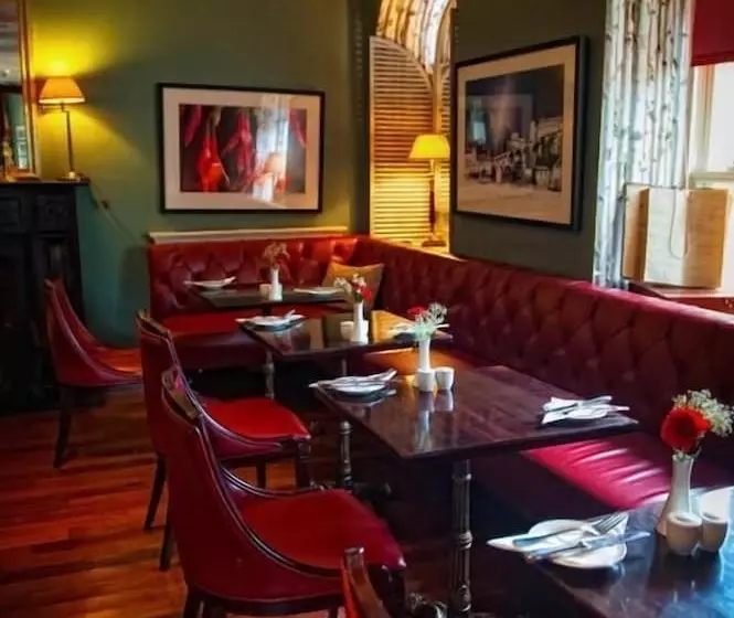 ホテル Step House