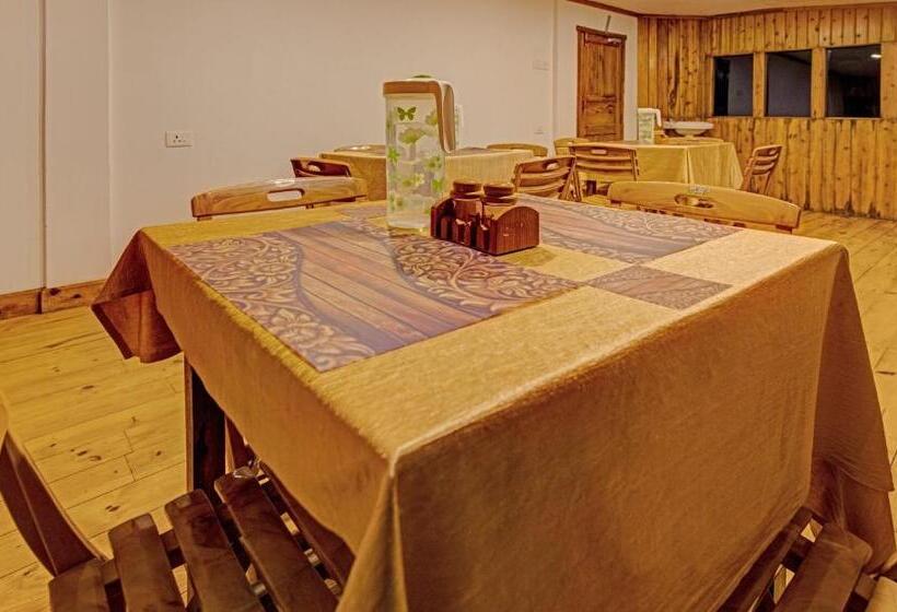 Hotel Treebo Omega Stay Inn