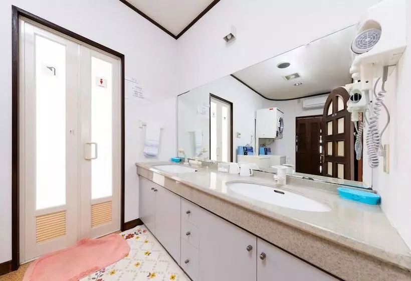 ペンション Yolee Guest House