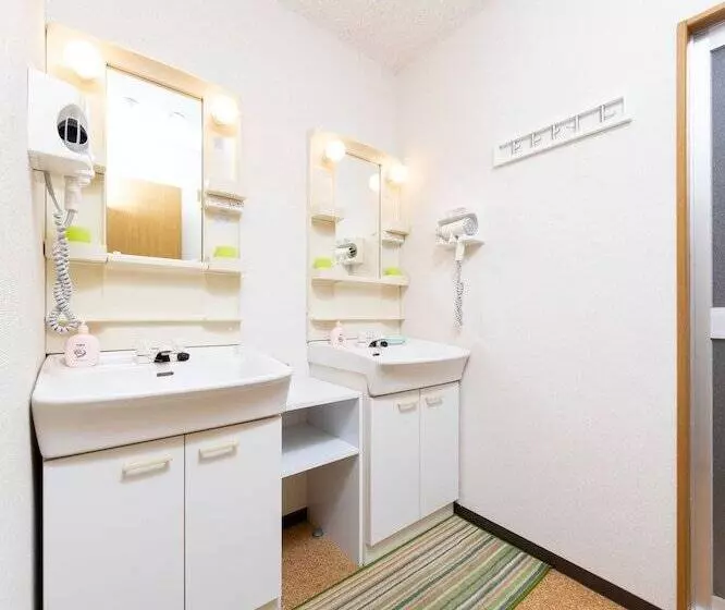 ペンション Yolee Guest House