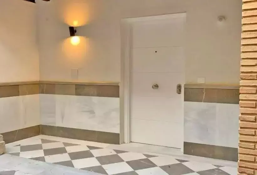 Apartamentos Palacete Nazarí Granada 3000