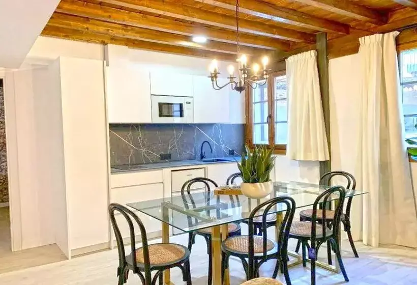 Apartamentos Palacete Nazarí Granada 3000